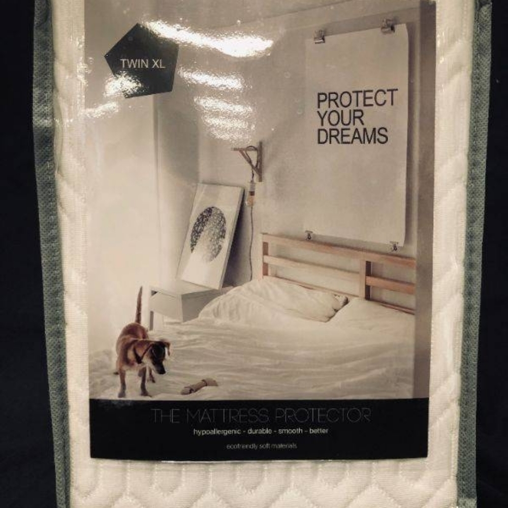 BAMBOO MATTRESS PROTECTOR MADE OF 50 BAMBOO AND 50